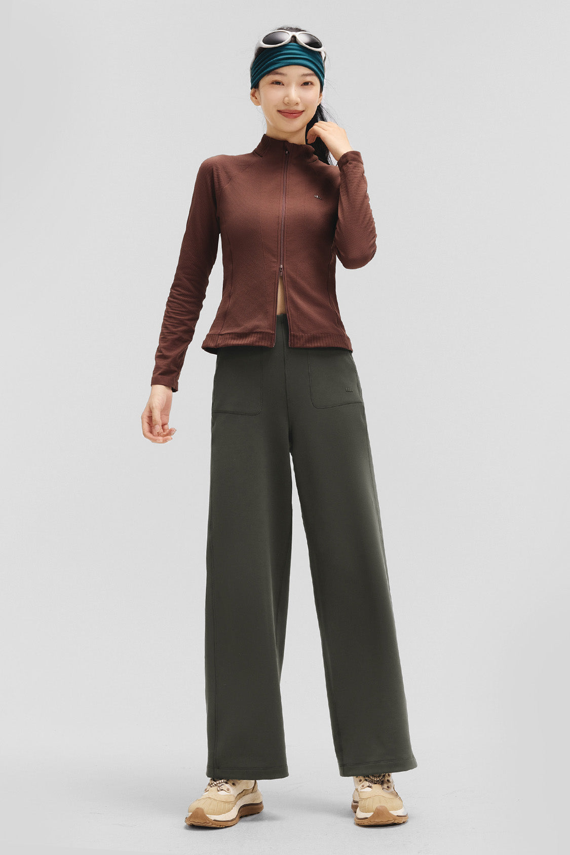 FlowWarm – Women’s High-Stretch Wide-Leg Thermal Pants - Image 7
