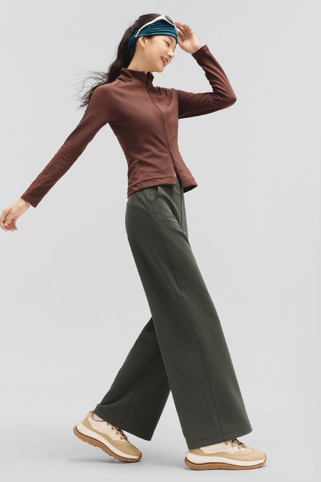 FlowWarm – Women’s High-Stretch Wide-Leg Thermal Pants - Image 8